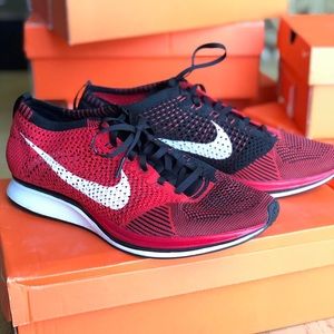 Nike Flyknit Racer